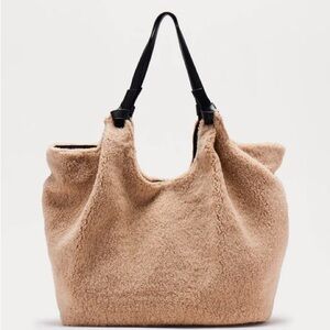 Teddy Tote - Tan